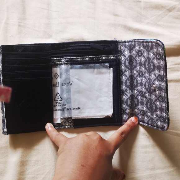 Vera Bradley Women's Cotton Riley Compact Wallet with RFID Protection - Picture 6 of 8